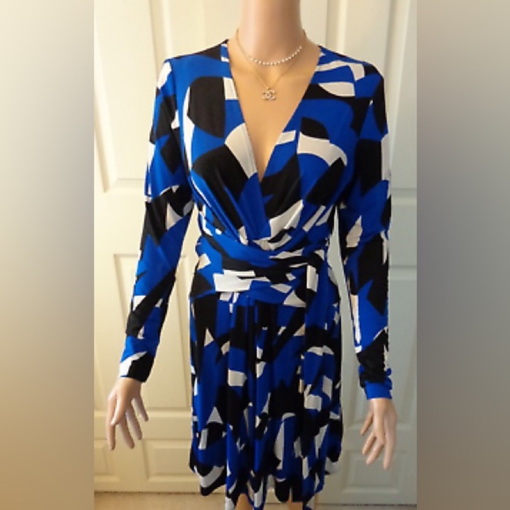 Cache Vintage Black and Blue